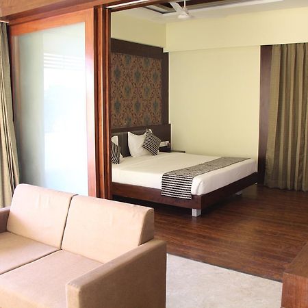 Krishna Beach Resorts - ディーウ エクステリア 写真